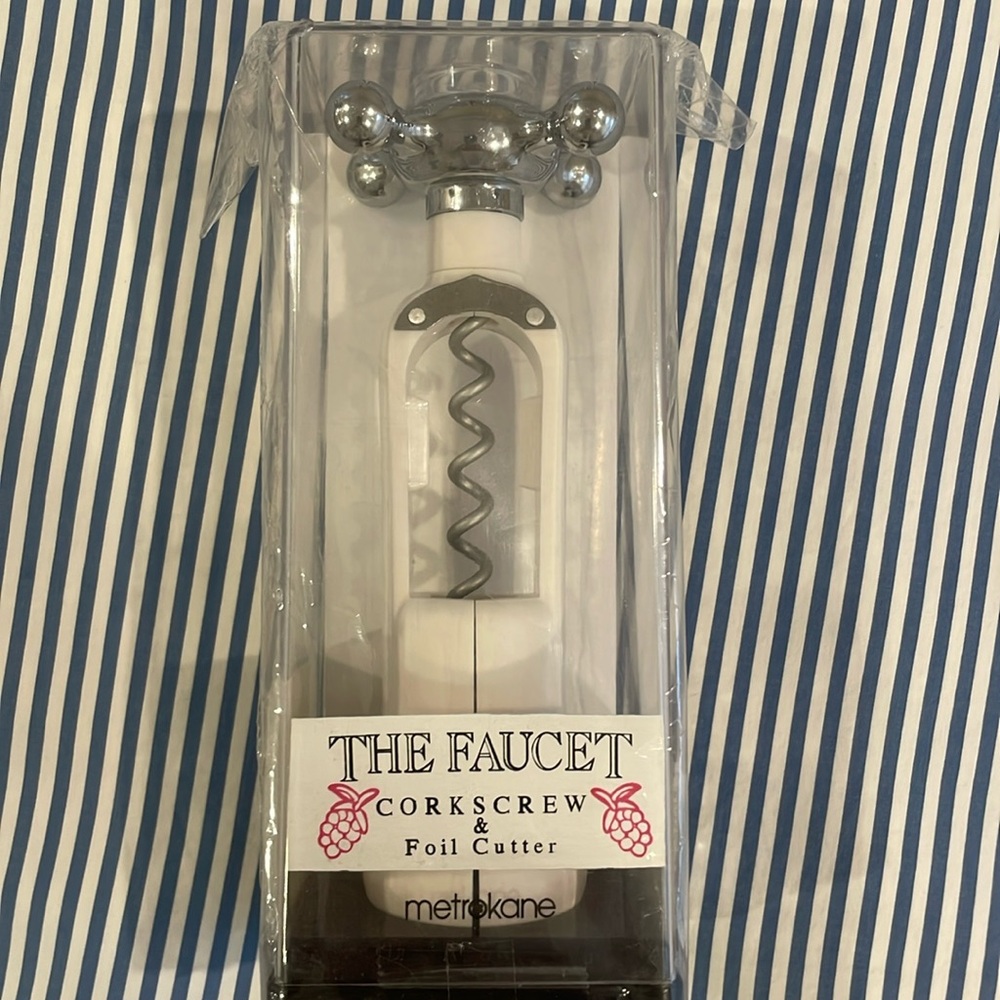 NWT Metrokane Faucet corkscrew